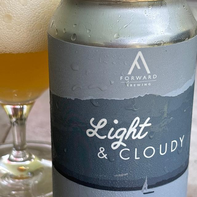 Forward Brewing Light & Cloudy Hefeweizen